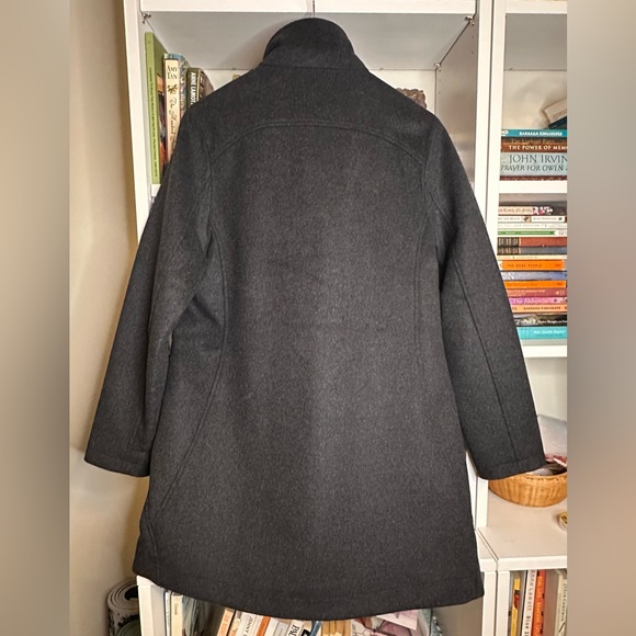 Pendleton Campbell Wool Coat. Like New!  Size M - Picture 10 of 10